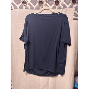 Lululemon Back in Action Short Sleeve Shirt Mineral Blue Relaxed Fit Size 8-10